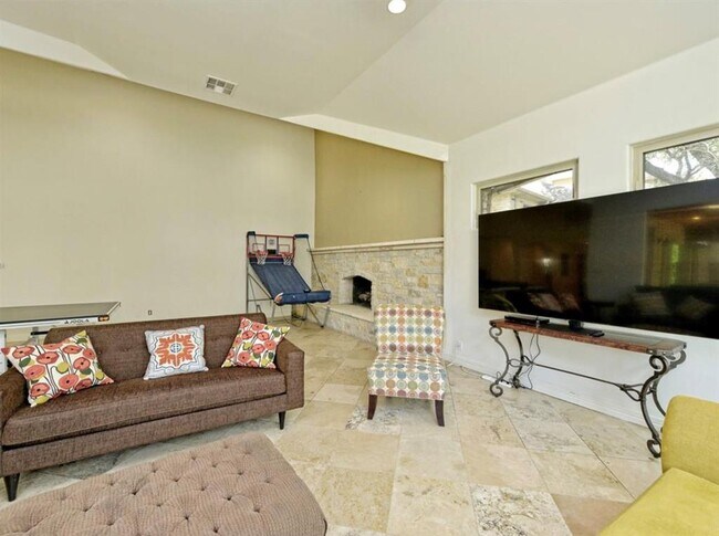 Building Photo - 404 Brookhaven Trail