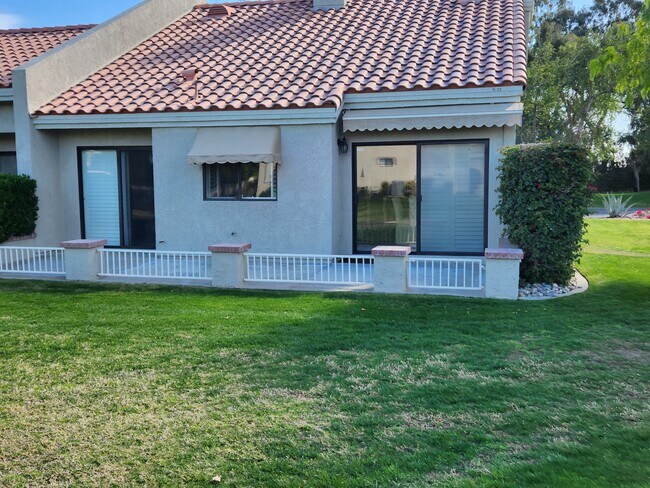 Building Photo - 41705 Palmetto Ln