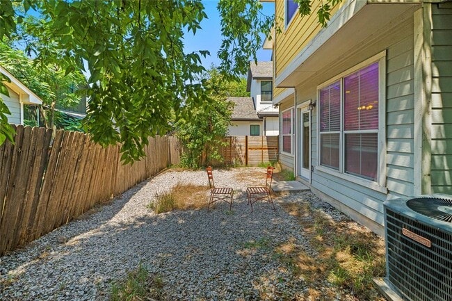 Building Photo - 107 Nelray Blvd