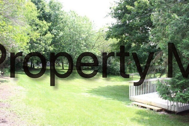 Building Photo - Edina Single Family Home, Hardwood Floors,...