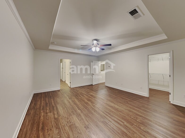Building Photo - 152 Rivulet Dr