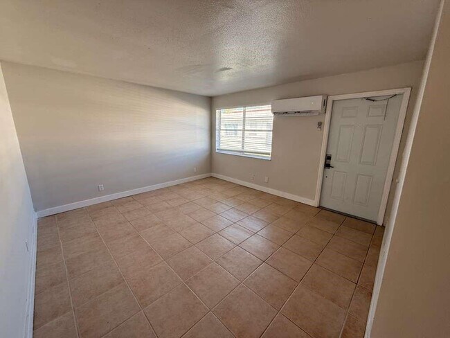 Building Photo - 1875 40th Ave