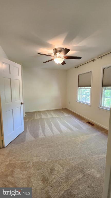 Building Photo - 809 Gibbon St