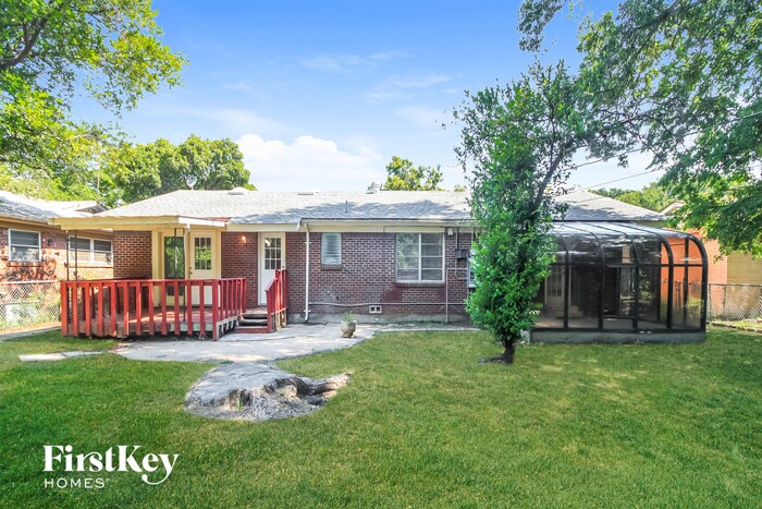 Building Photo - 7608 Oxley Dr