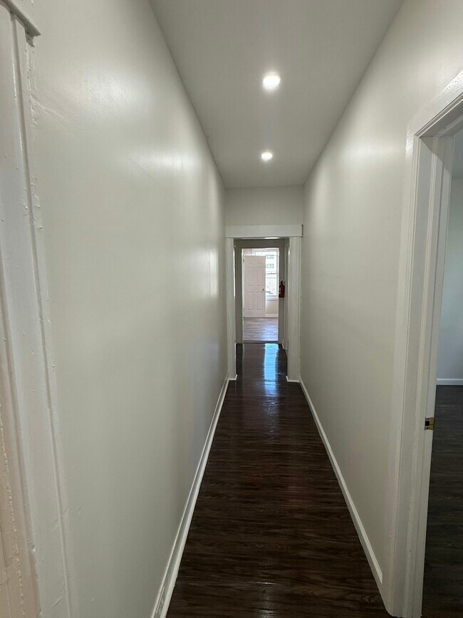 Building Photo - 105 Rosa Parks Blvd