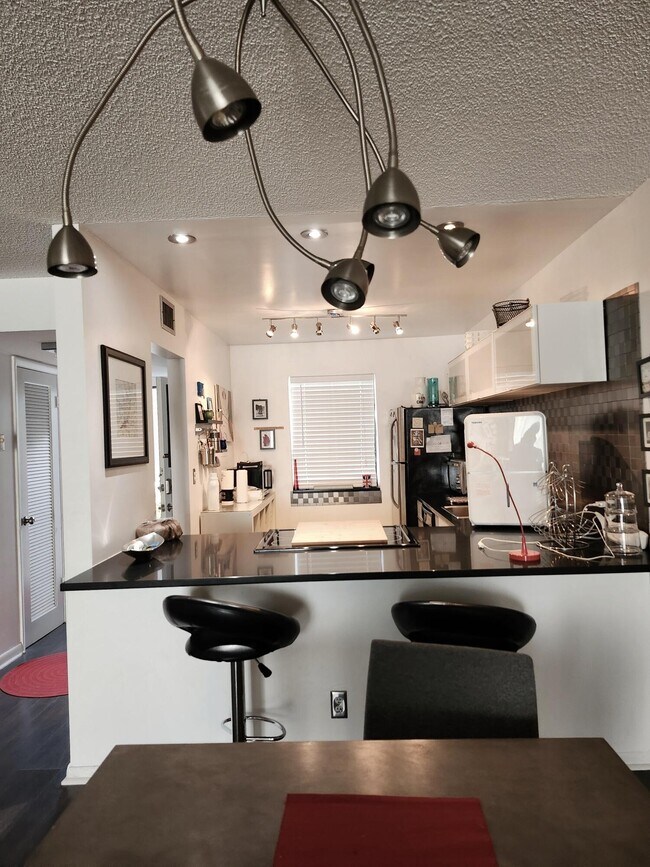 Building Photo - 4471 Luxemburg Ct