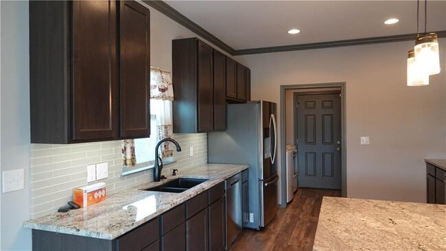 Building Photo - 4401 Creede Dr