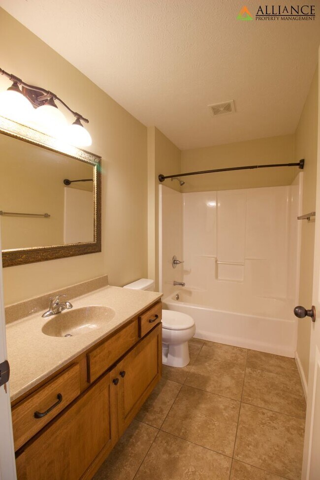 Building Photo - Beautiful Home on Corner Lot!