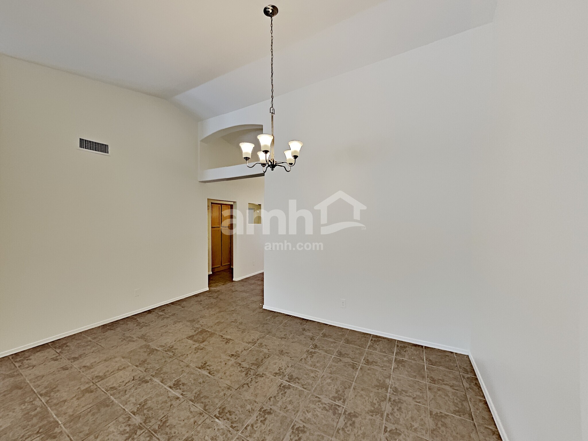 Building Photo - 12729 W Earll Dr