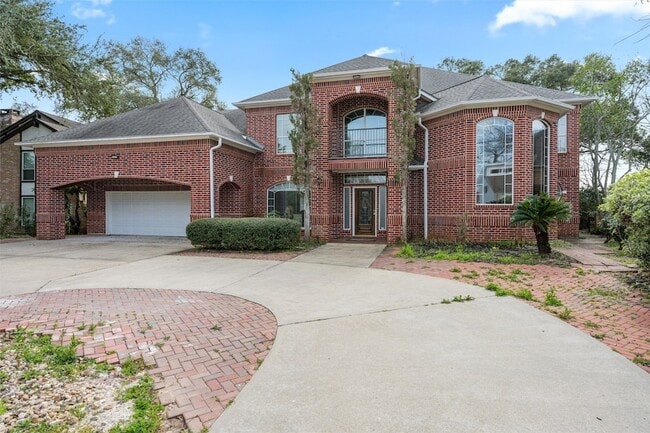 Building Photo - 3311 El Dorado Blvd