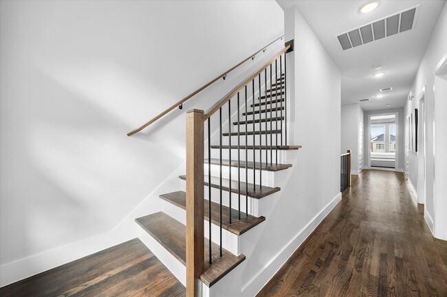 Building Photo - 8220 Callimont Ln