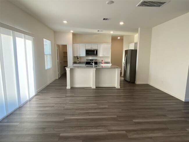 Building Photo - 3022 Spindletree Ln