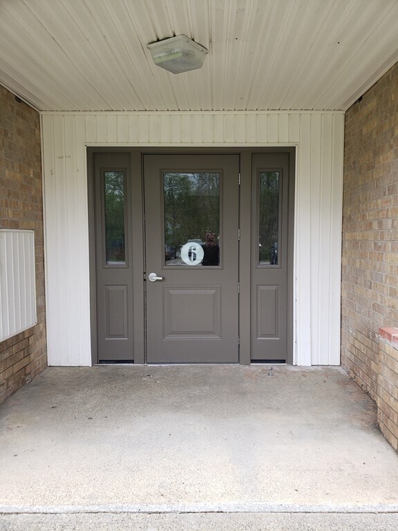 Building Photo - 6 Kennedy Ln