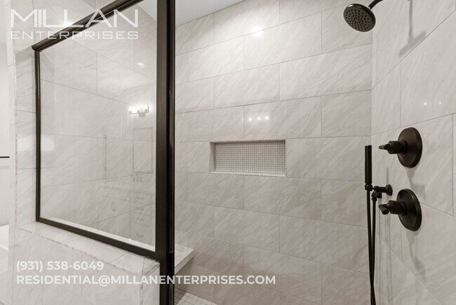 Building Photo - Gated Community Living with Open Views & Designer Kitchen - Experience Elevated Living with a Com...