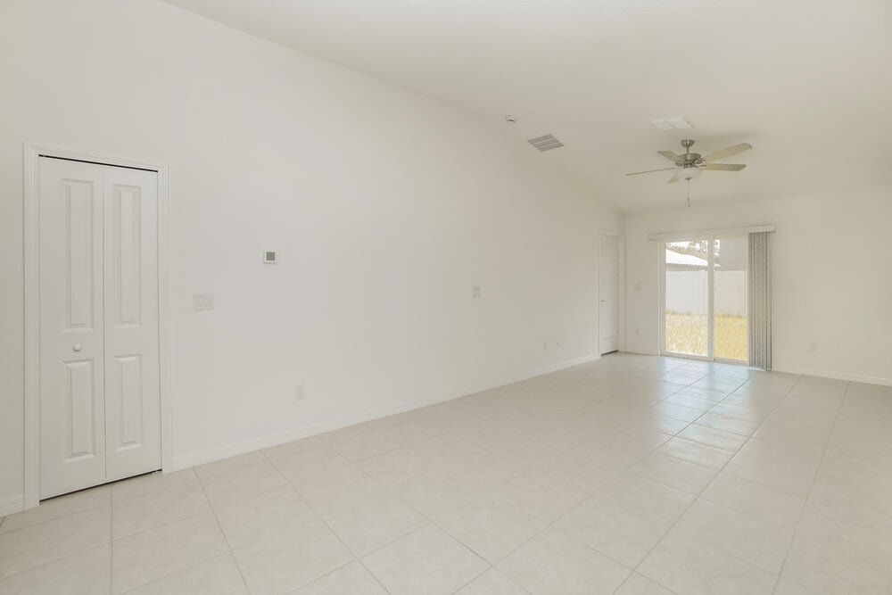Building Photo - 17876 Beaming Rays Ln