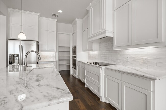 Building Photo - 2308 Paddington Way