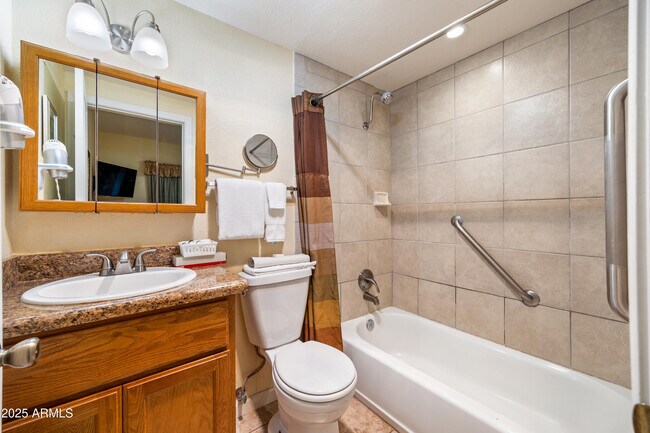 Building Photo - 5829 Buck Springs Rd