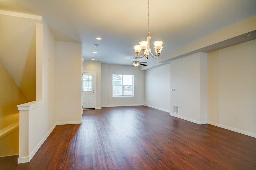 Building Photo - 4362 Eagle Ridge Ln