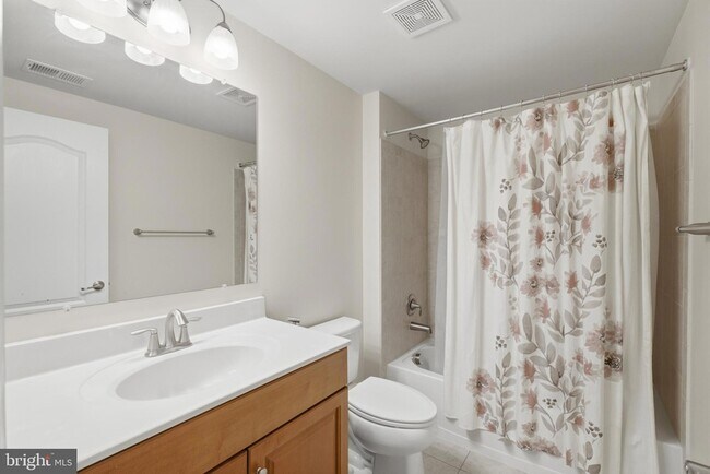 Building Photo - 20920 Ashburn Heights Dr