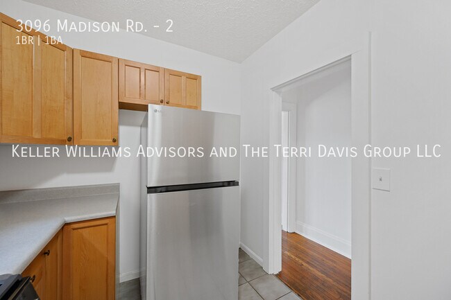 Building Photo - 3096 Madison Rd