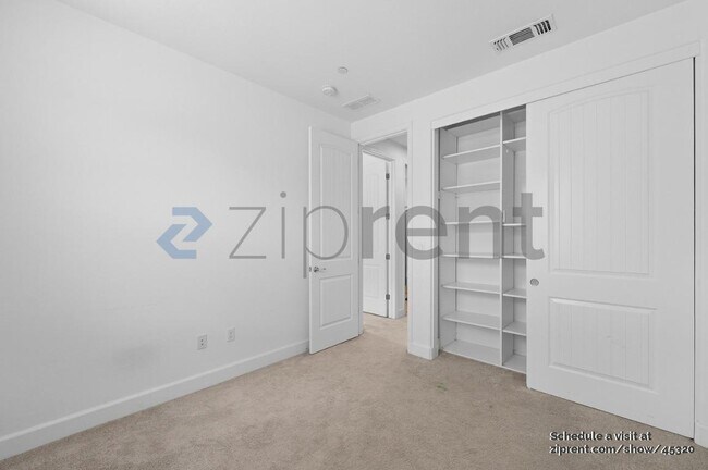 Building Photo - 34856 Awning Ter