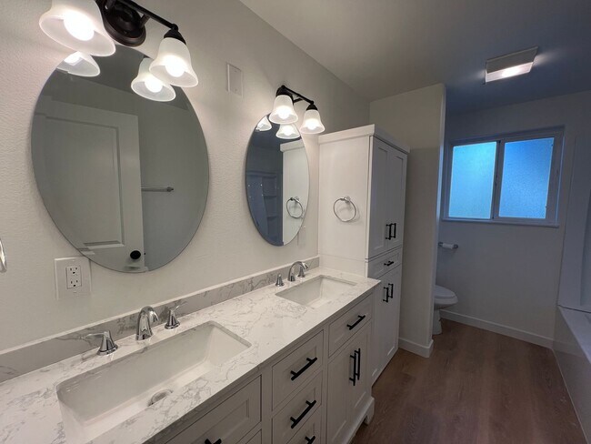 Building Photo - $500.00 OFF Move In Costs Special!