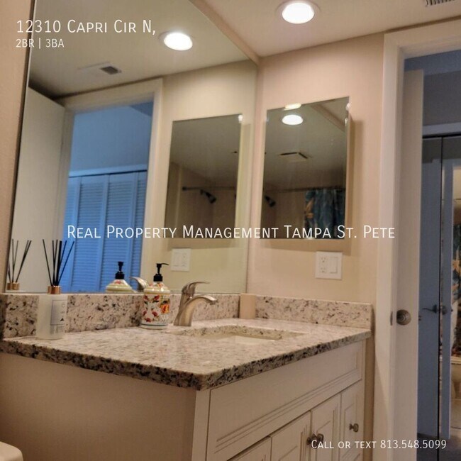 Building Photo - 12310 Capri Cir N