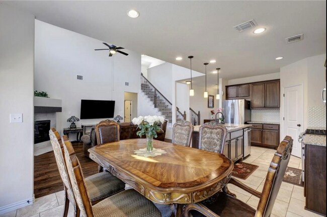 Building Photo - 1694 Oyster Creek