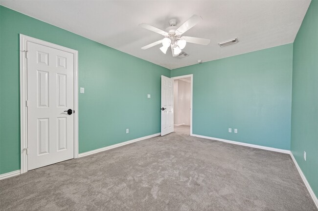 Building Photo - 12414 Montebello Manor Ln