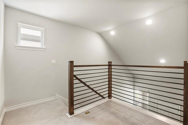 Building Photo - 5109 Lemon Tree Path