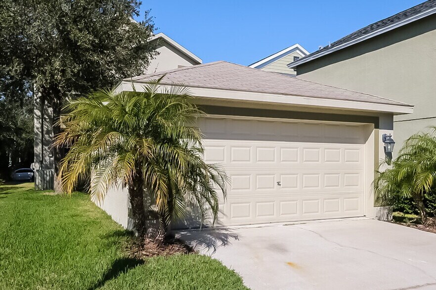 Building Photo - 16217 Bridgewalk Dr