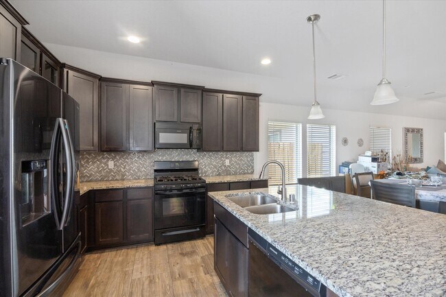 Building Photo - 7931 Tuscan Cypress Dr