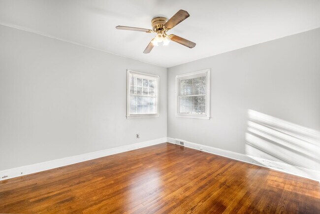 Building Photo - 2710 Tallu Rd