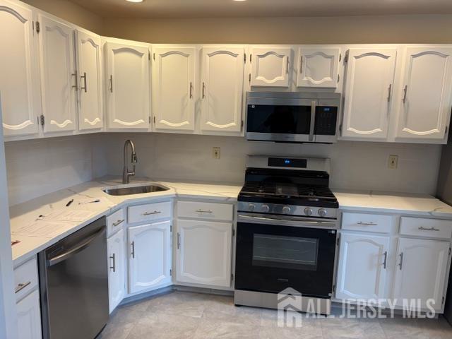 Building Photo - 31 Gate House Ln