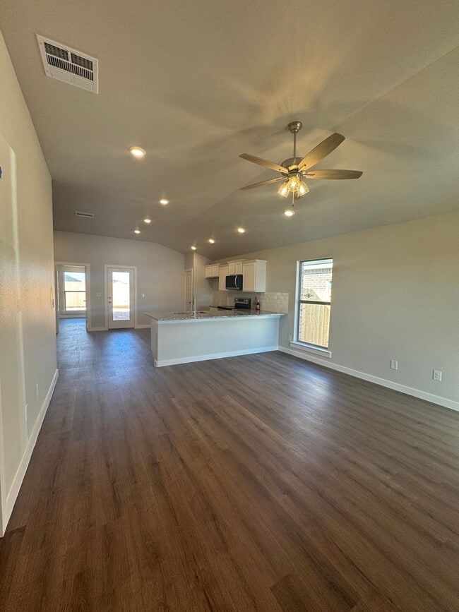 Building Photo - 6508 Lewisville Ln