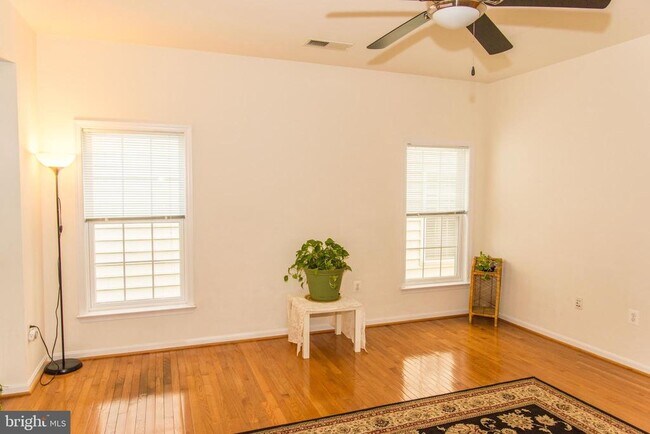 Building Photo - 13079 Greg Roy Ln
