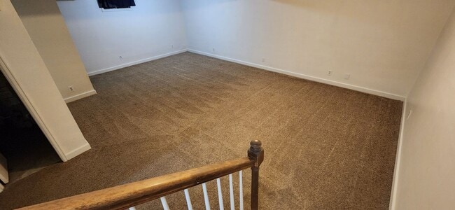 Building Photo - ALL PROSPECTIVE TENANTS MUST SUBMIT A ON LINE APPLICATION AND BE PRE-QUALIFIED PRIOR TO ANY SHOWI...