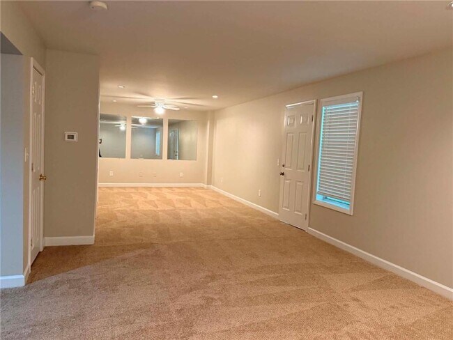 Building Photo - 2845 White Blossom Ln