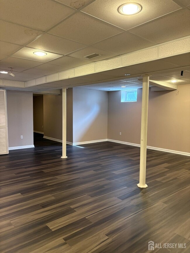 Building Photo - 30 Palmetto Way