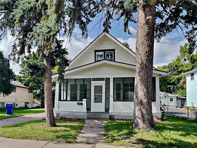 Primary Photo - 1403 Barclay St