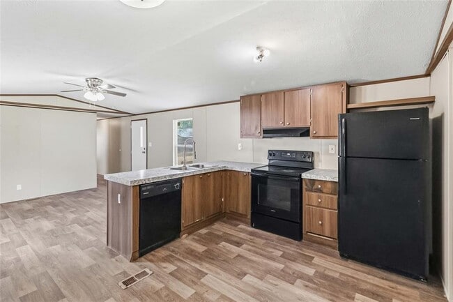 Building Photo - 908 Turney Ln