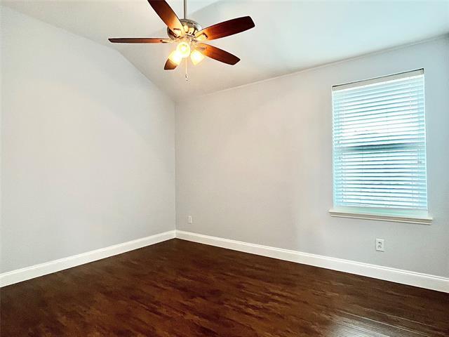 Building Photo - 3913 Plymouth Dr