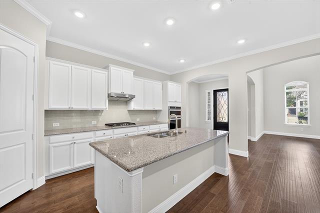 Building Photo - 12749 Friar St