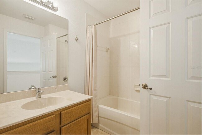 Building Photo - 1405 Ridge Terrace
