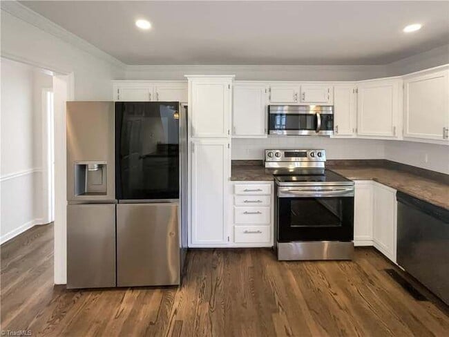 Building Photo - 7395 Cortney Glen Ln