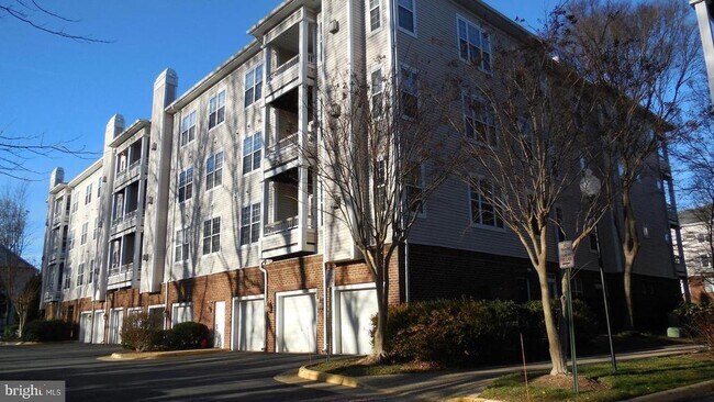 Building Photo - 4320 Cannon Ridge Ct