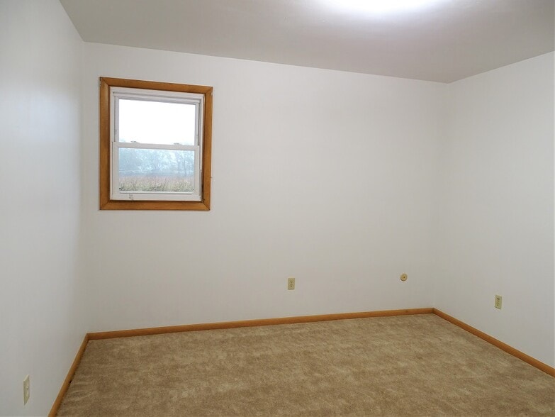 Building Photo - 236 Deep Run Rd