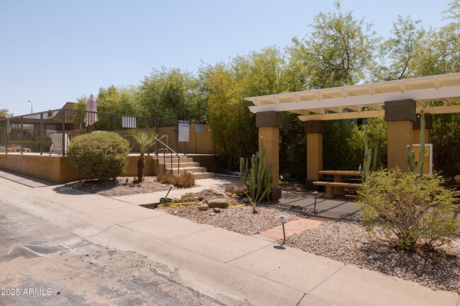 Building Photo - 2014 N 51st Way
