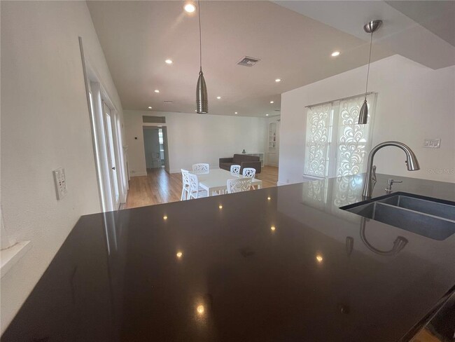 Building Photo - 3411 DE BAZAN Ave