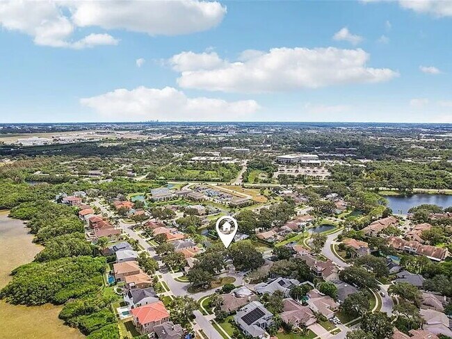 Building Photo - "Pool Home! Spacious 3-Bed, 2-Bath Gem on Shoreline Drive, Clearwater"